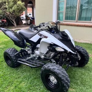 Equipped with a 5-speed manual transmission with reverse, this ATV gives full rider control while remaining practical for tight trails or tricky situations. The Yamaha Fuel Injection (YFI) system ensures reliable performance in all conditions, from hot deserts to cooler environments.
