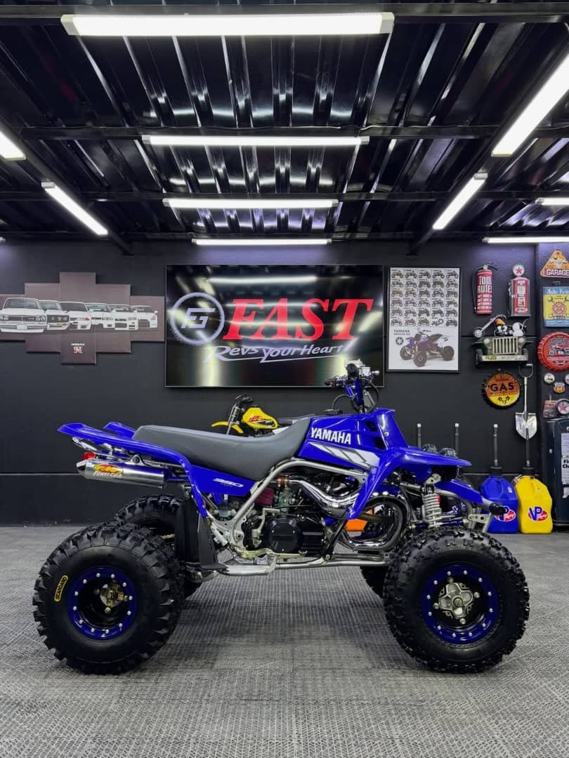 The 2003 Yamaha Banshee 350 is a high-performance 2-stroke sport ATV built for speed, adrenaline, and experienced riders, especially in sand and open terrain. It remains one of the most iconic quads in ATV history.